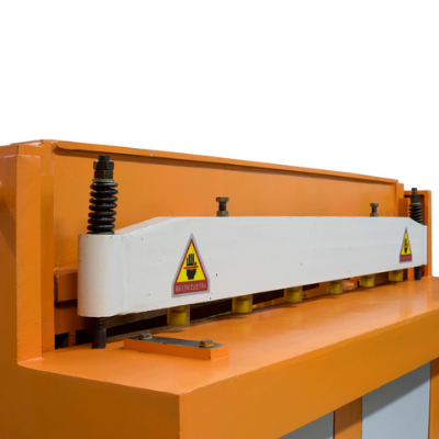 Гильотина электромеханическая Stalex SBJB 3x1300