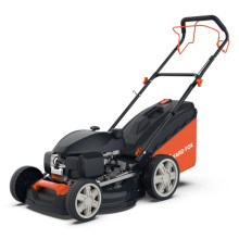 Бензиновая самоходная газонокосилка YARD FOX 46SH Бензиновая самоходная газонокосилка YARD FOX 46SH