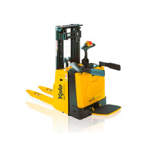 Штабелер электрический Yale MS12X