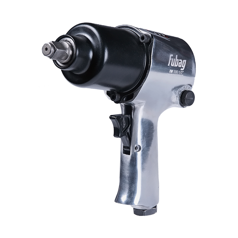 Пневмогайковерт ударный Fubag IW580 1/2" (226л/м 576Нм 6,3бар 1/2") + набор головок кейс Пневмогайковерт ударный Fubag IW580 1/2" (226л/м 576Нм 6,3бар 1/2") + набор головок кейс
